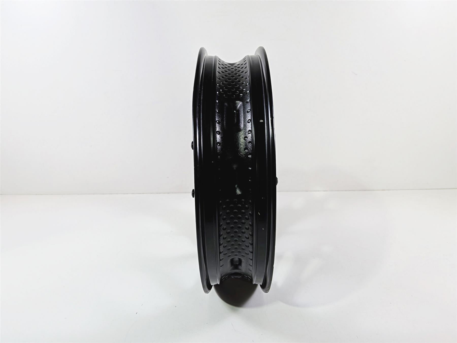 2024 Yamaha YZF R1 RN65 17x3.5 Front Wheel Rim - Damage - Read 2CR-25168-00 {{ shop.shopifyCountryName }} - Mototech271