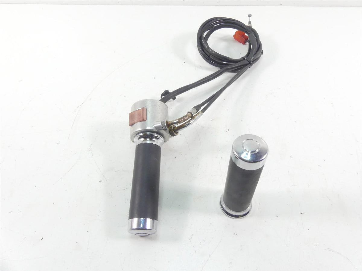 2003 Honda VTX1800 C Right Control Switch + Grips & Throttle Cable 35013-MCH-020 {{ shop.shopifyCountryName }} - Mototech271