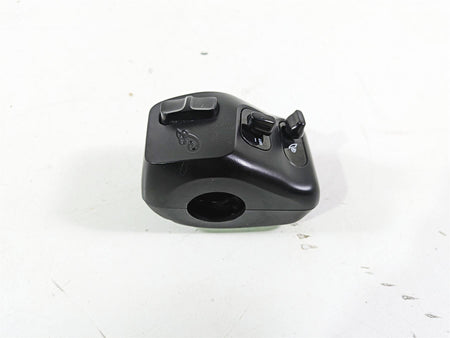 2018 Indian Chieftain Dark Horse Right Hand Control Switch 4016911 4018445 {{ shop.shopifyCountryName }} - Mototech271