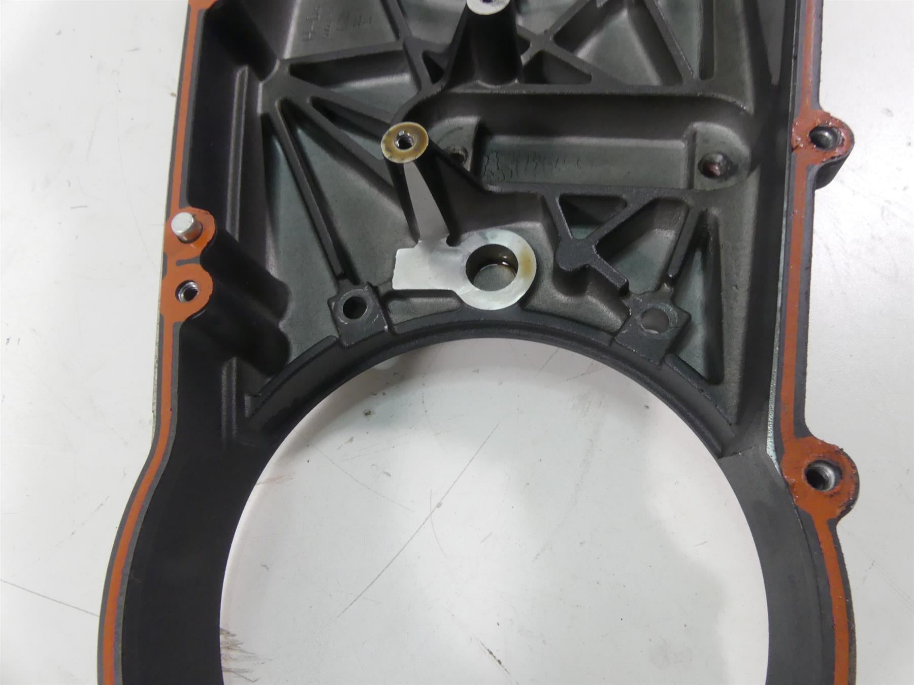 2005 Harley FXDWGI Dyna Wide Glide Inner Primary Drive Clutch Cover 60681-01 {{ shop.shopifyCountryName }} - Mototech271
