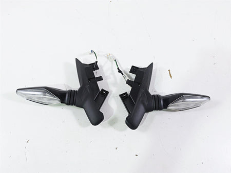 2023 Ducati Monster 937 SP Front Blinker Turn Signal Set 53010464B {{ shop.shopifyCountryName }} - Mototech271