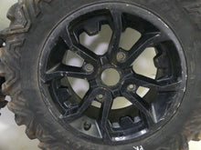 Load image into Gallery viewer, 2015 Can-Am Commander 1000XT Wheel Tire Maxxis Bighorn 2.0 27x11-14 27x9-14 | Mototech271
