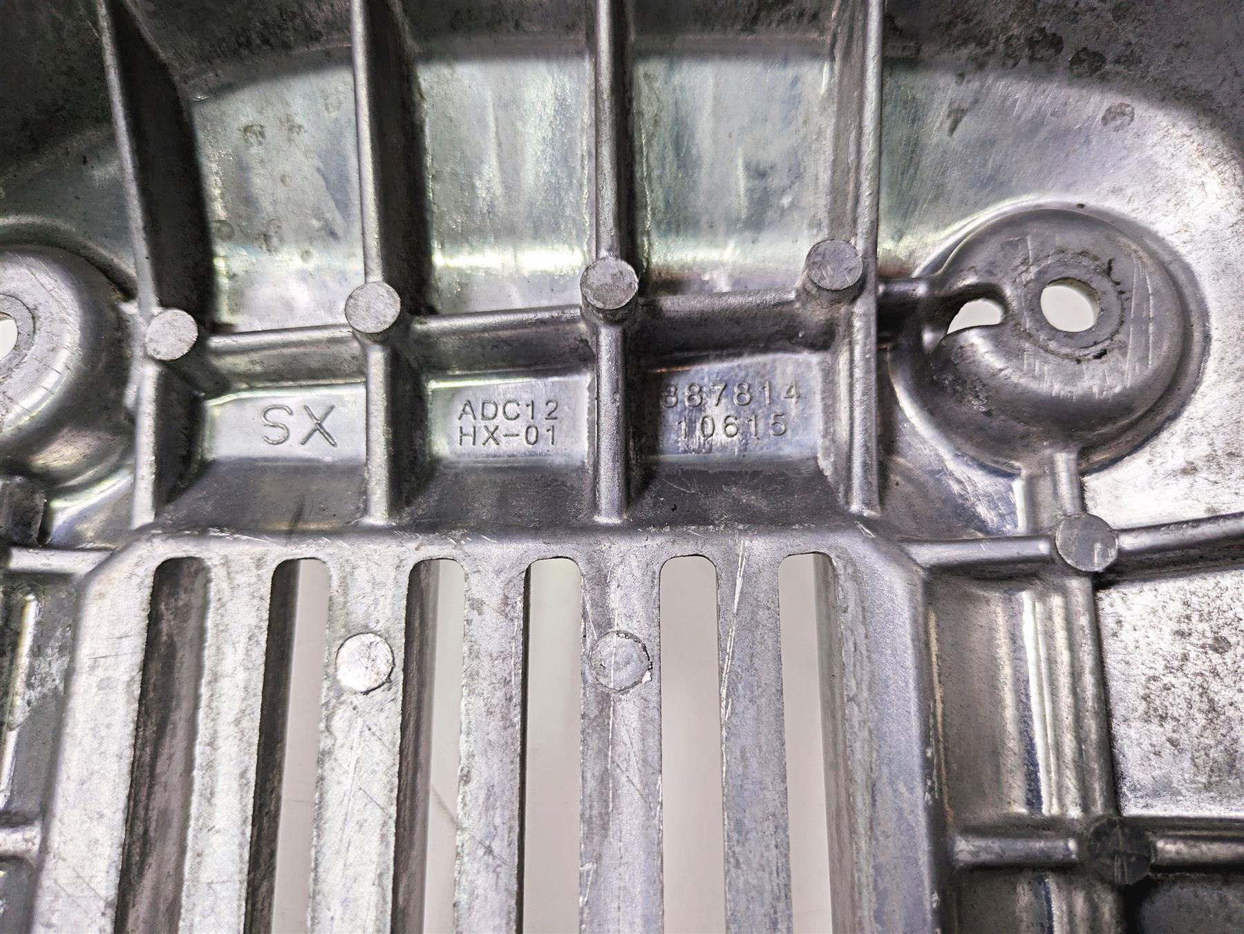 2014 Moto Guzzi California 1400 Touring Left Right Engine Valve Covers 887814 {{ shop.shopifyCountryName }} - Mototech271