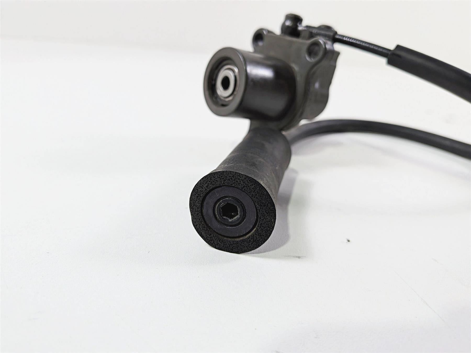 2002 BMW K1200LT 89V3 Clutch Slave Cylinder - Tested 21522333433 {{ shop.shopifyCountryName }} - Mototech271