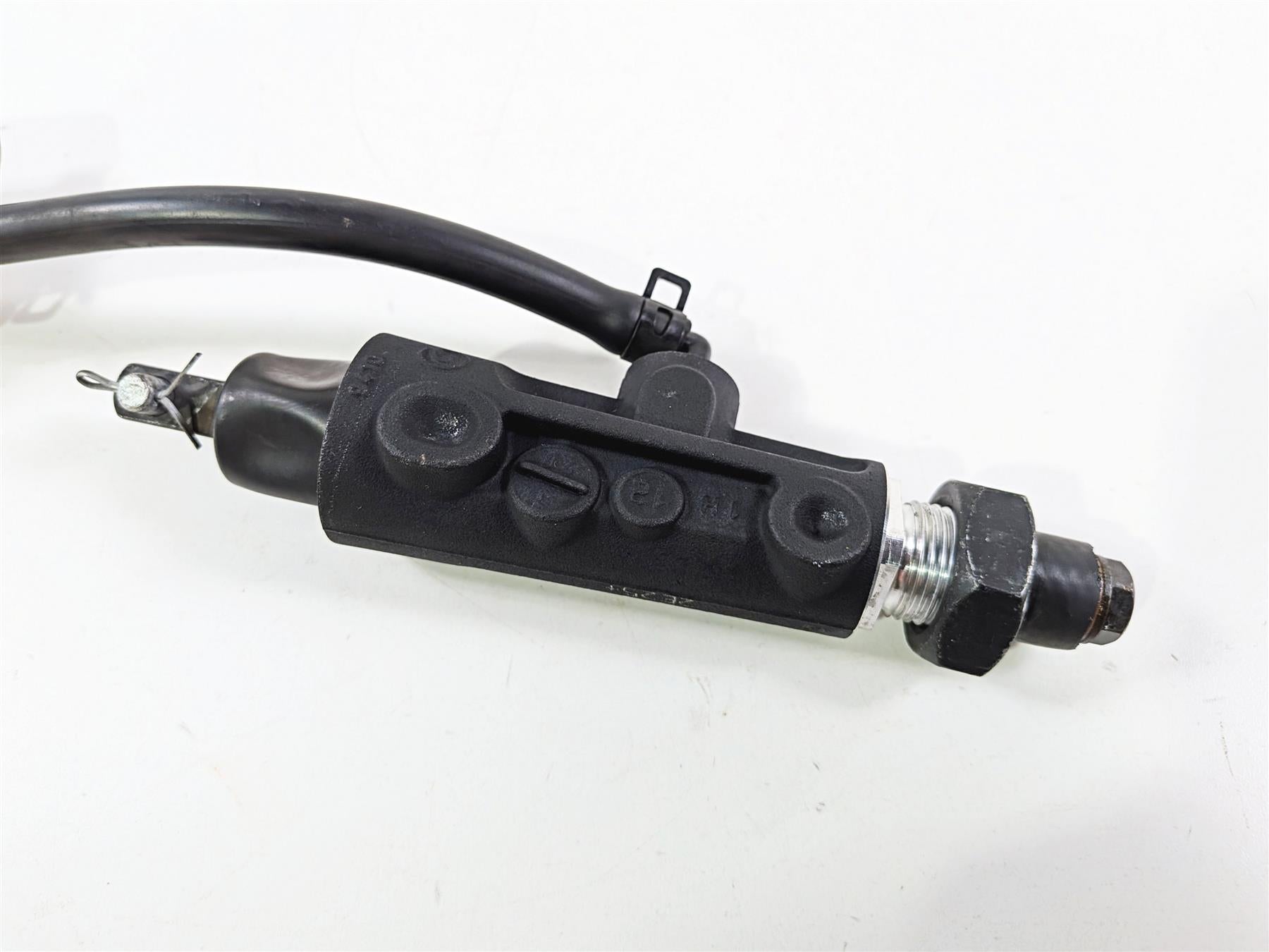 2013 Harley VRSCDX Night Rod Special Rear Brake Master Cylinder 44740-06A-Mototech271