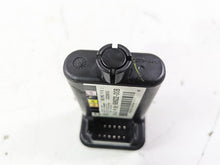 Load image into Gallery viewer, 2003 Harley Touring FLHTCUI E-Glide 100th Tssm Blinker Security Module 68922-00B | Mototech271
