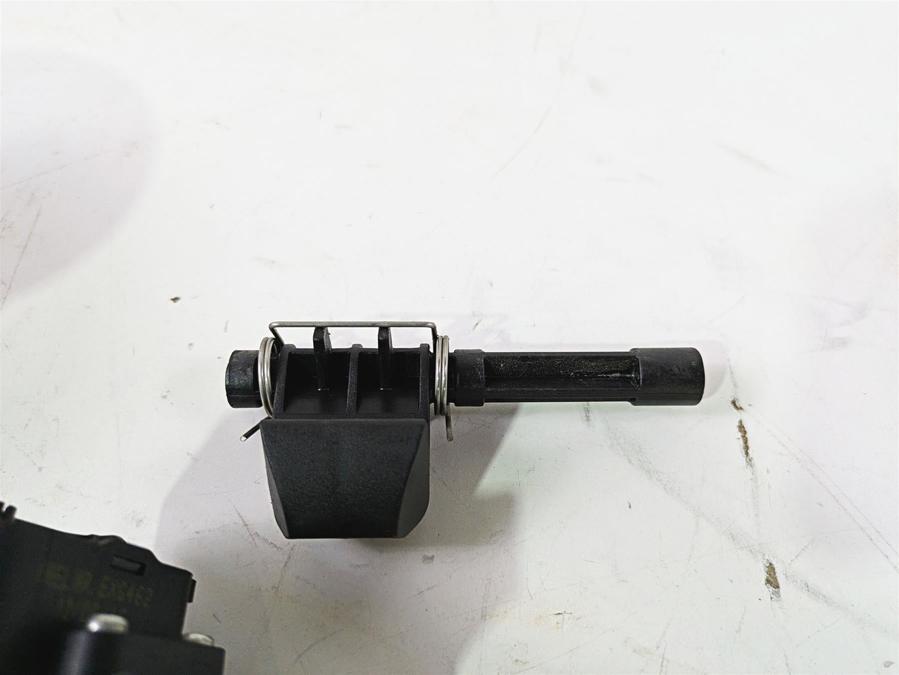 2017 BMW F800GS Adv K75 Cdi Ignition Switch Key Lock Set 8562426 51257700072 {{ shop.shopifyCountryName }} - Mototech271