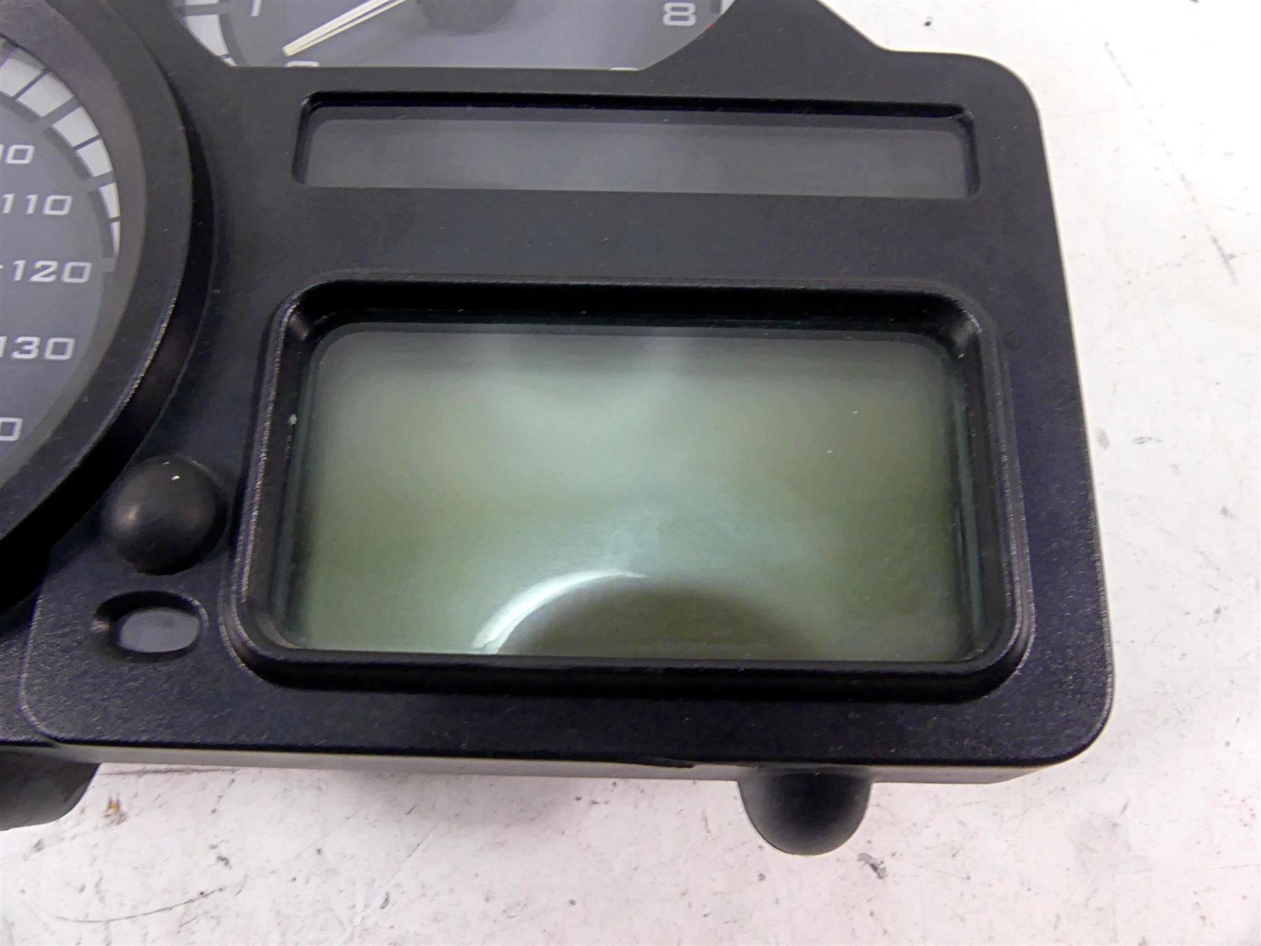 2009 BMW R1200 GS K25 Speedometer Gauge Instrument - 8k 62117718196 {{ shop.shopifyCountryName }} - Mototech271