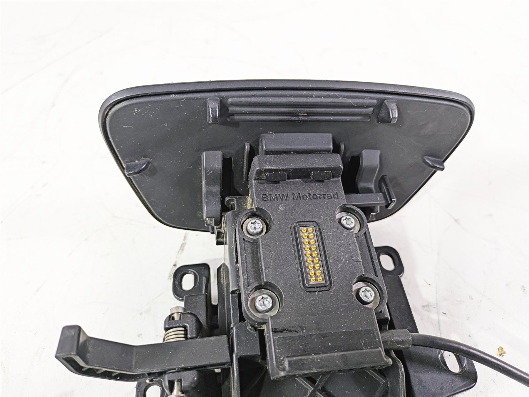 2015 BMW K1600 GT K48 Gps Navigation Housing & Mount Carrier Set 46637724088 {{ shop.shopifyCountryName }} - Mototech271
