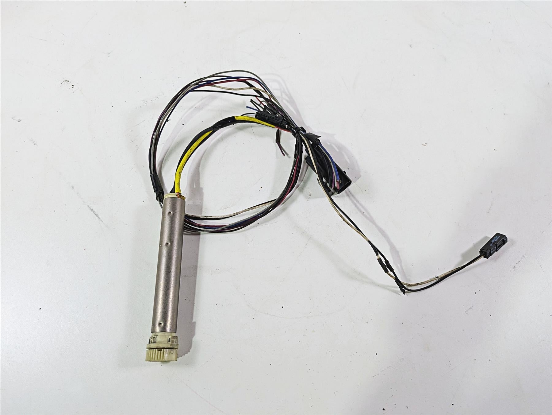 2010 Harley Touring FLHTK Electra Glide Ride Fly By Wire Sensor - Read 32305-08B {{ shop.shopifyCountryName }} - Mototech271
