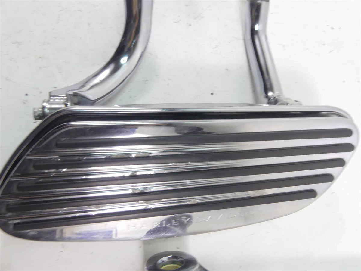 2005 Harley Touring CVO FLHTCSE Electra Glide Chrome Floorboard Set 50688-04 {{ shop.shopifyCountryName }} - Mototech271