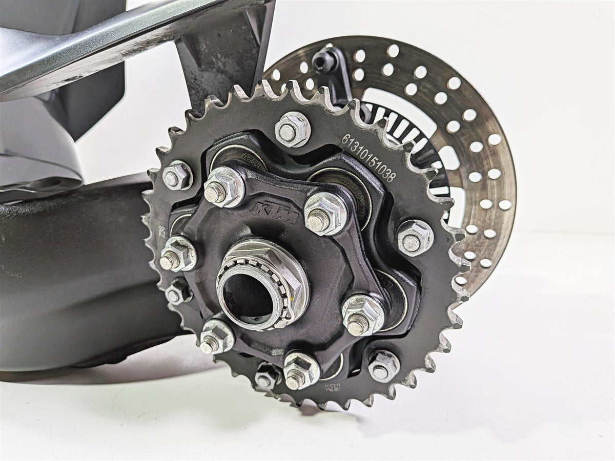 2018 KTM 1290 Super Duke R Swingarm Swing Arm & Axle 61304030044 61404030144-Mototech271
