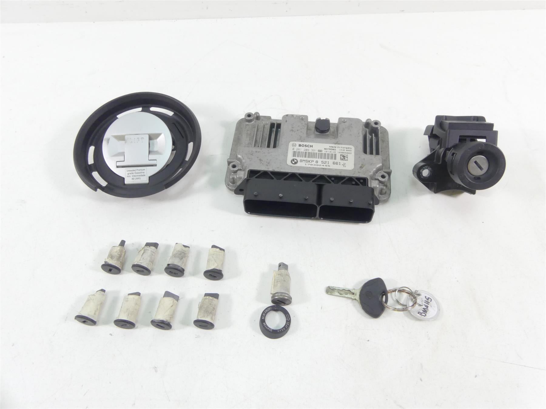2013 BMW R1200GS K255 Adventure Cdi Ignition Switch Key Locks Set 13618521661 {{ shop.shopifyCountryName }} - Mototech271