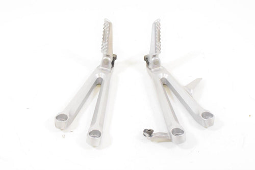 2004 Honda CBR1000RR CBR1000 RR Rear Passenger Footpeg Foot Peg Rest 50760-MEL-0 | Mototech271