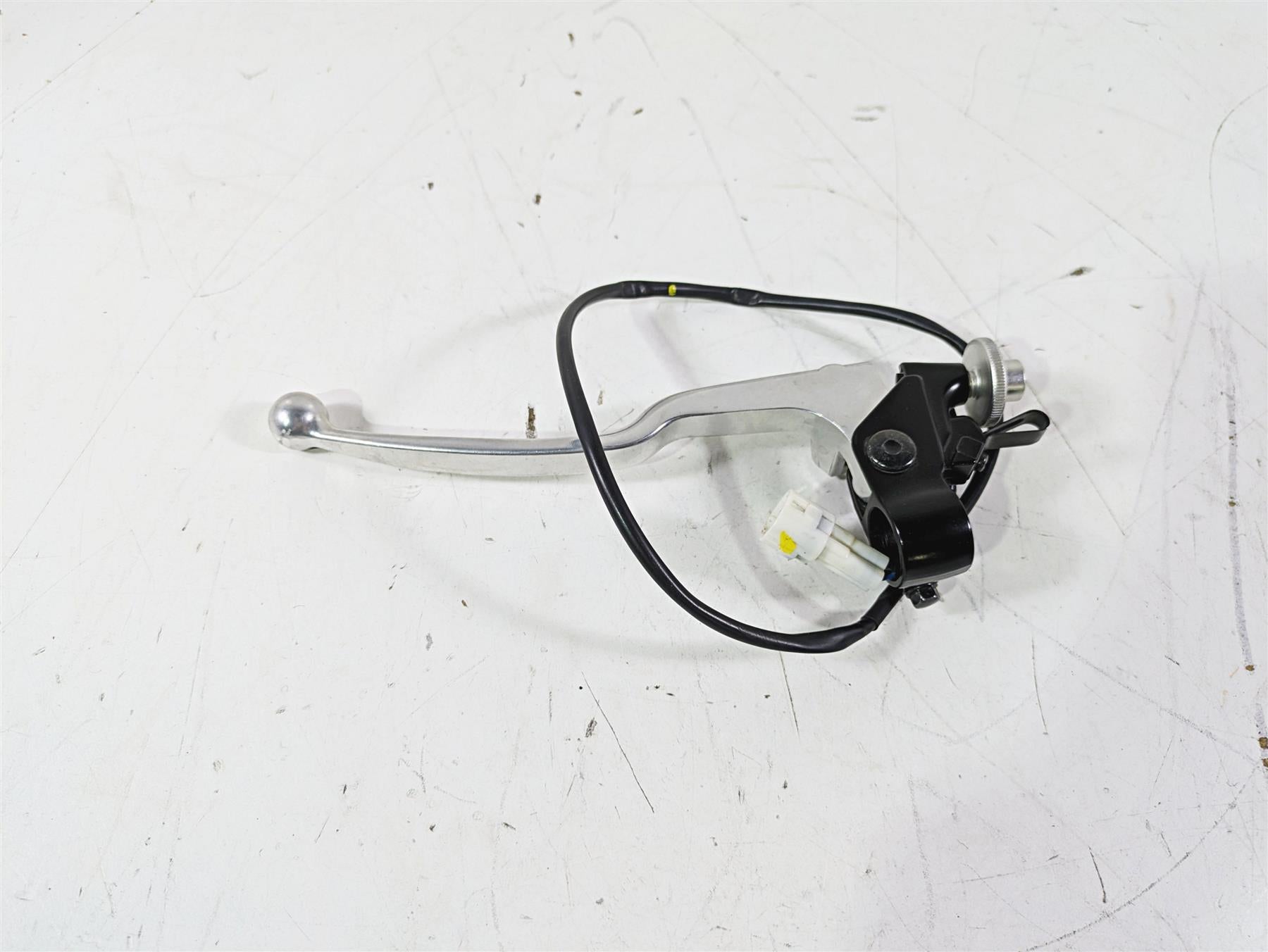 2021 Aprilia RS660 Clutch Perch & Straight Lever & Safety Switch 2B003552 {{ shop.shopifyCountryName }} - Mototech271