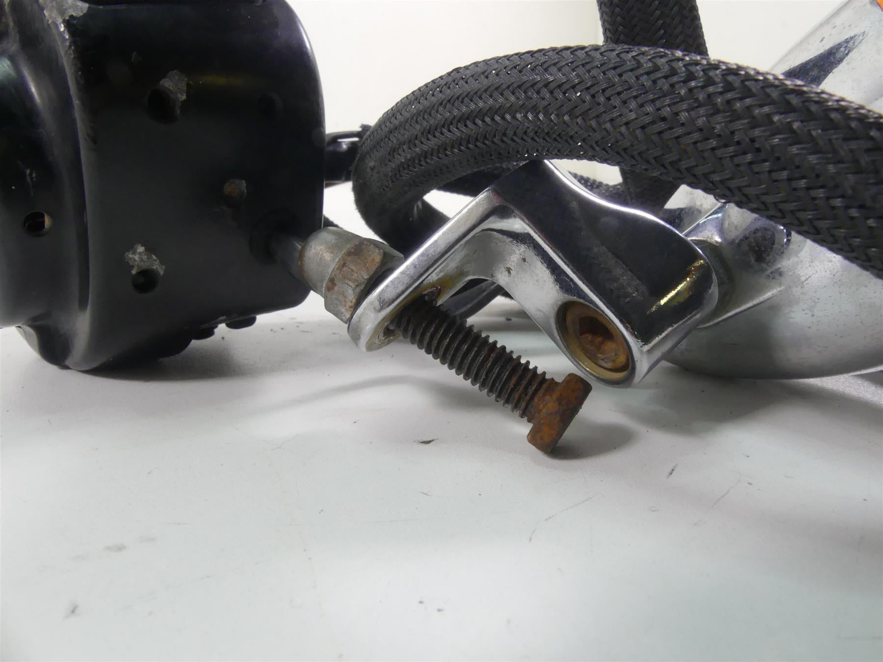 2011 Harley FXDWG Dyna Wide Glide Left Hand Turn Signal Control Switch 71682-06A {{ shop.shopifyCountryName }} - Mototech271