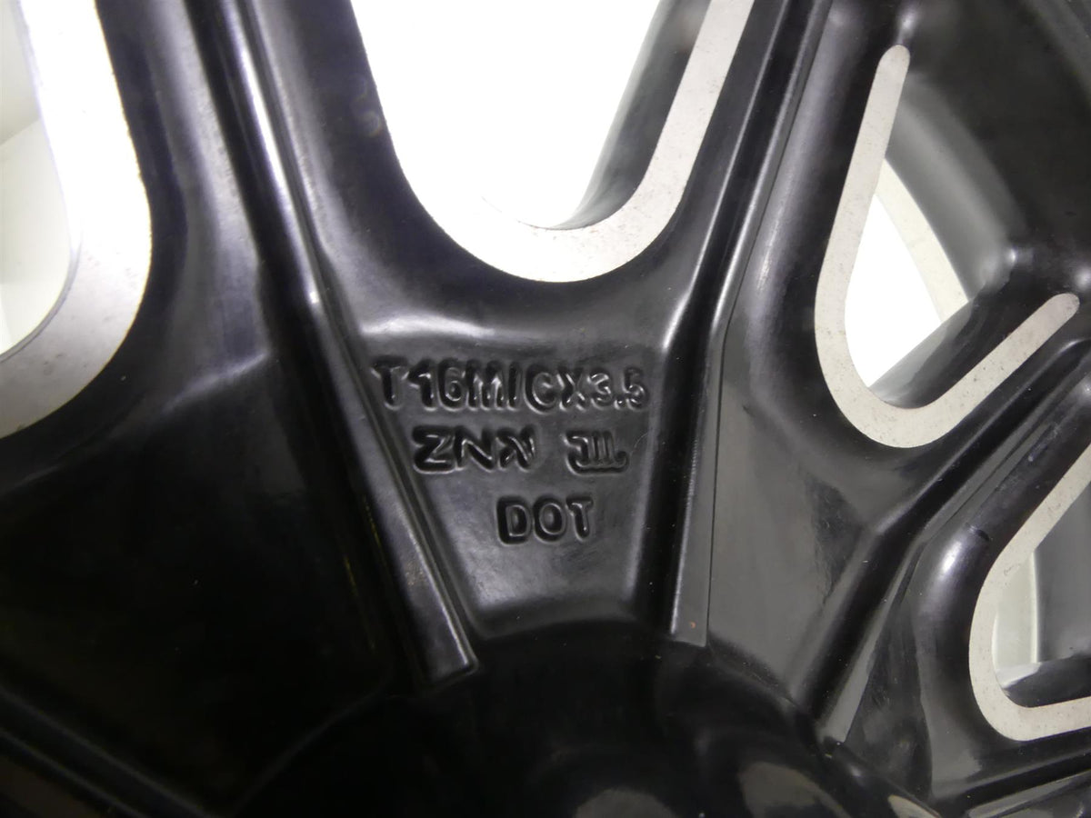 2020 Indian Roadmaster Straight 16x3.5 Front Wheel Rim 1522505 {{ shop.shopifyCountryName }} - Mototech271