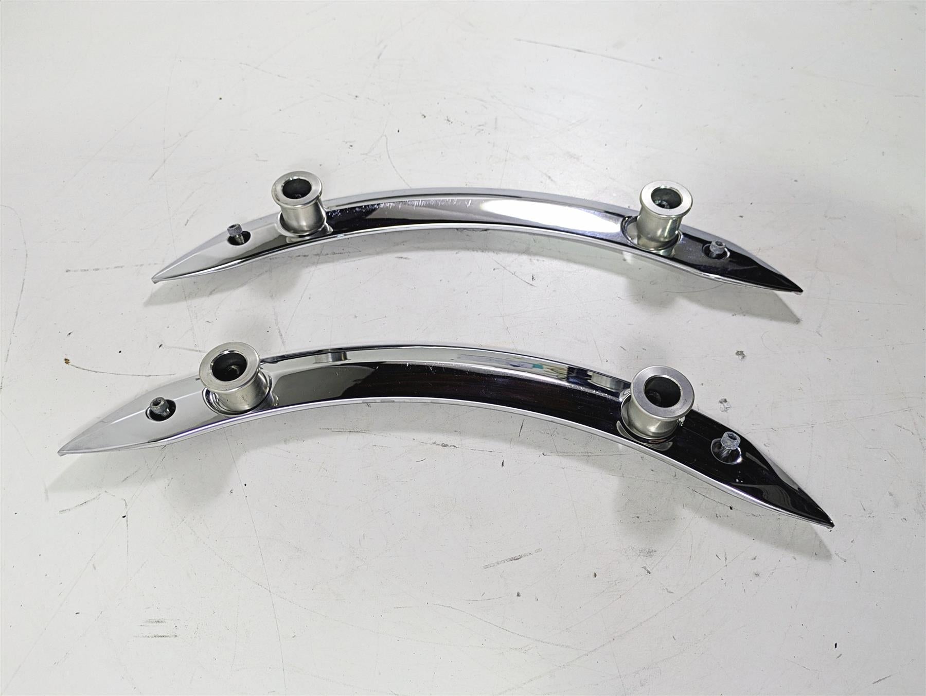 2018 Indian Chieftain Limited Rear Chrome Fender Struts Braces 5139599 5139598 {{ shop.shopifyCountryName }} - Mototech271