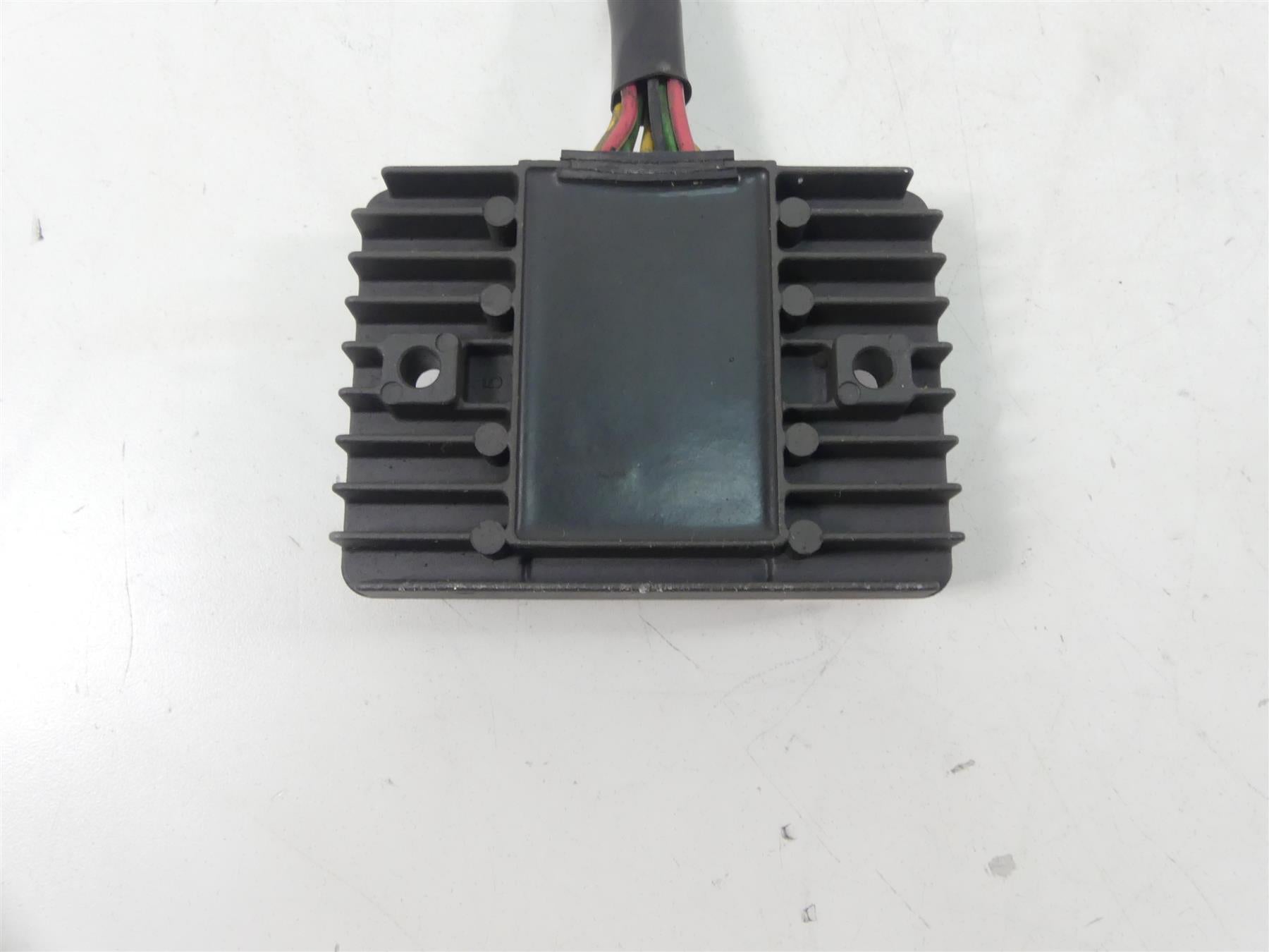 2005 Honda V-Twin VTX1800 S3 Rectifier Voltage Regulator 31600-MCH-000 {{ shop.shopifyCountryName }} - Mototech271