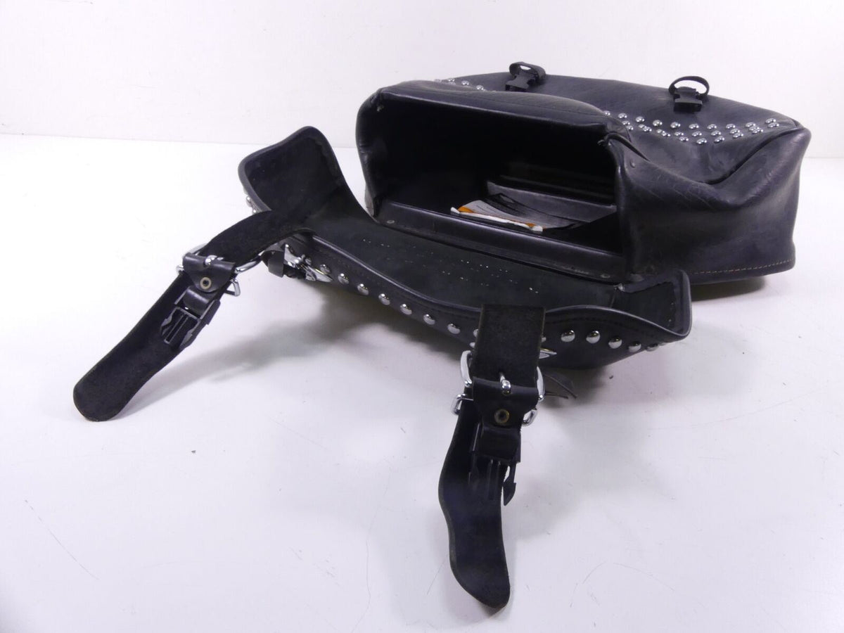 2013 Harley Softail FLSTC Heritage Classic Right Saddlebag & Mount 90477-09 {{ shop.shopifyCountryName }} - Mototech271