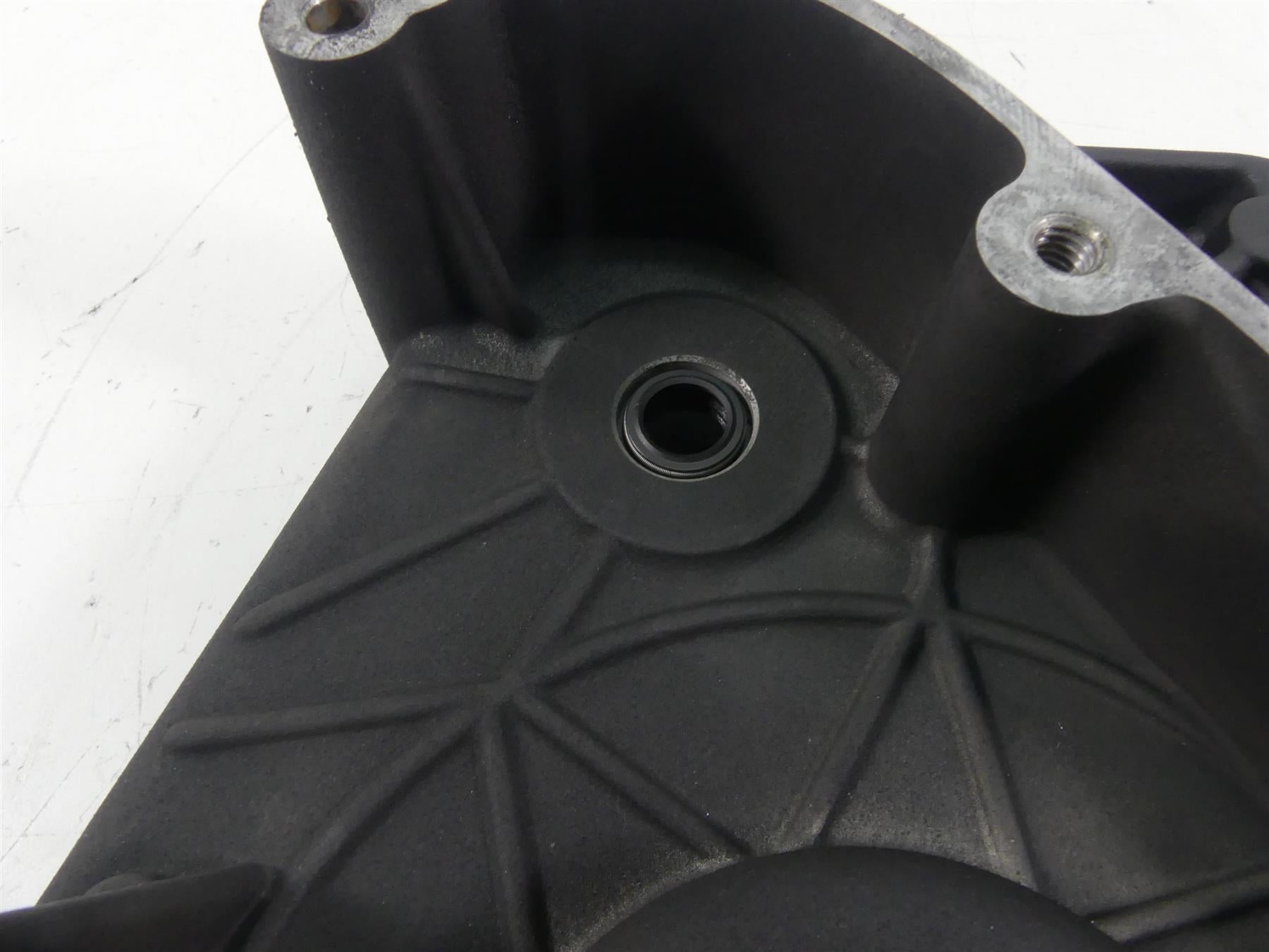 2005 Harley Touring CVO FLHTC SE Electra Glide Inner Primary Cover 60677-01C {{ shop.shopifyCountryName }} - Mototech271