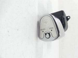 2012 Harley Touring FLHTK Electra Glide Ignition Switch - Vin 71572-06