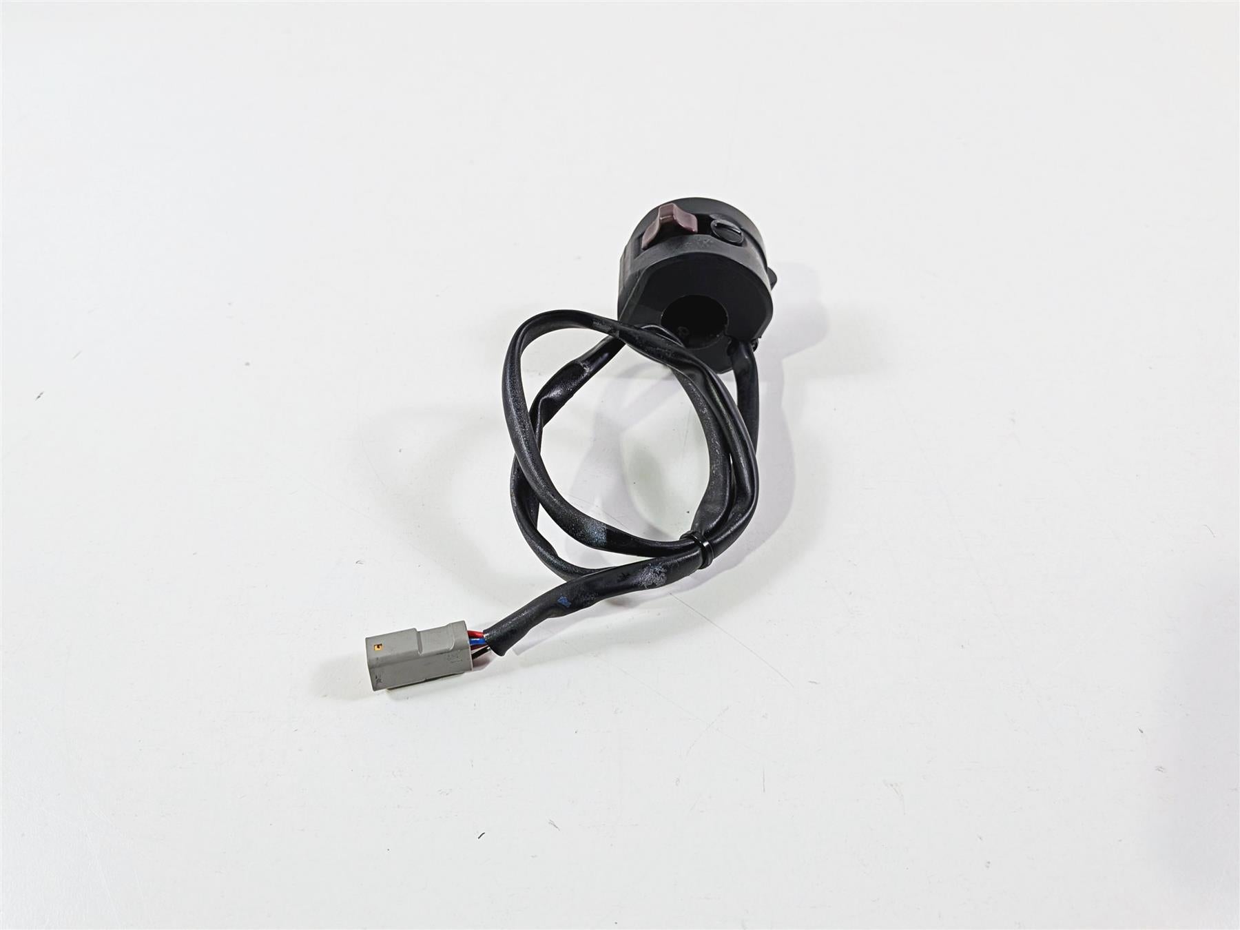 2015 Ducati Diavel Dark Right Hand Start Stop Control Switch 65010141A-Mototech271