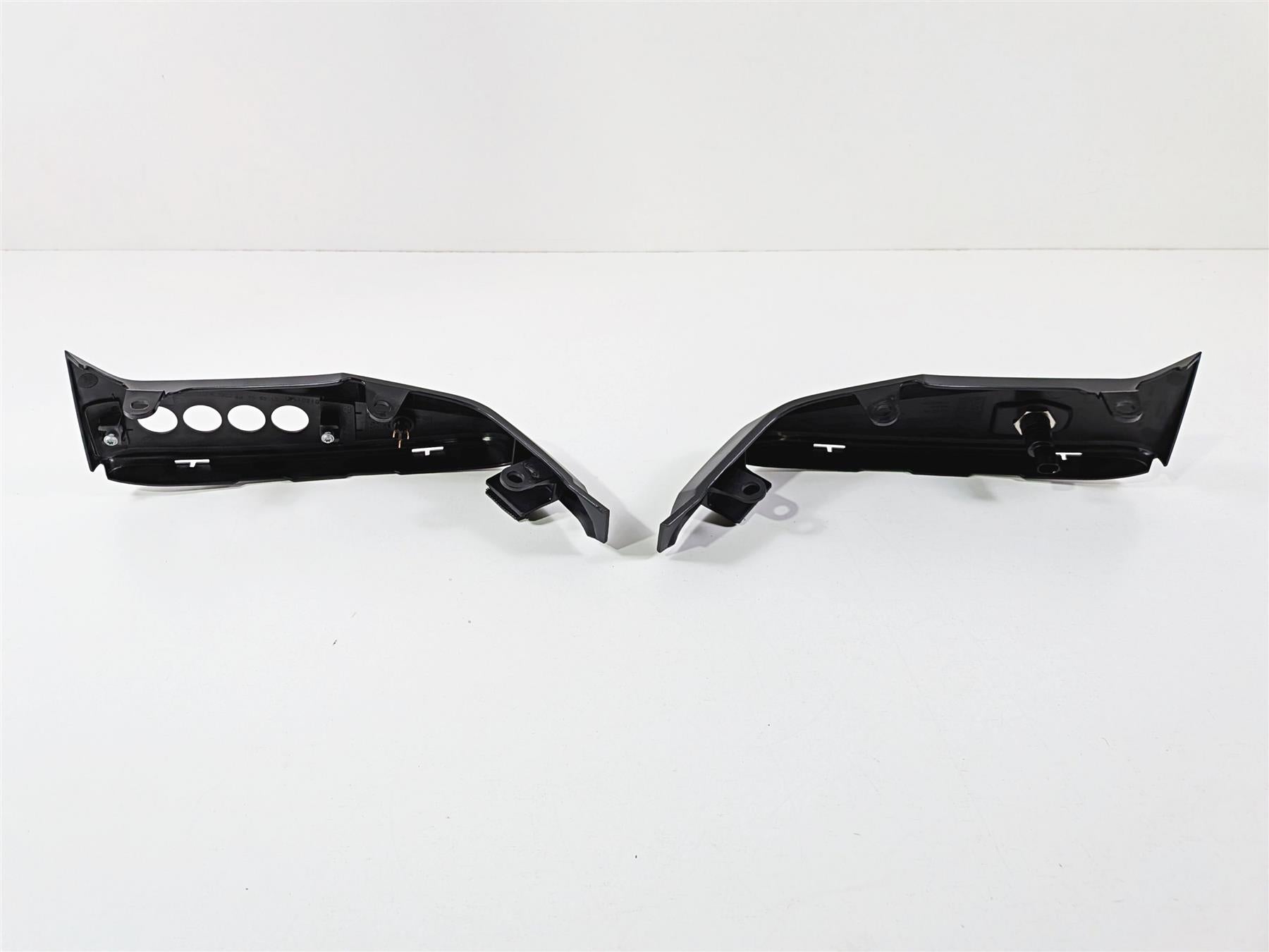 2023 BMW R1250RT RTP K52 Left Right Trim Infill Cover Fairing Set 46638566226 {{ shop.shopifyCountryName }} - Mototech271