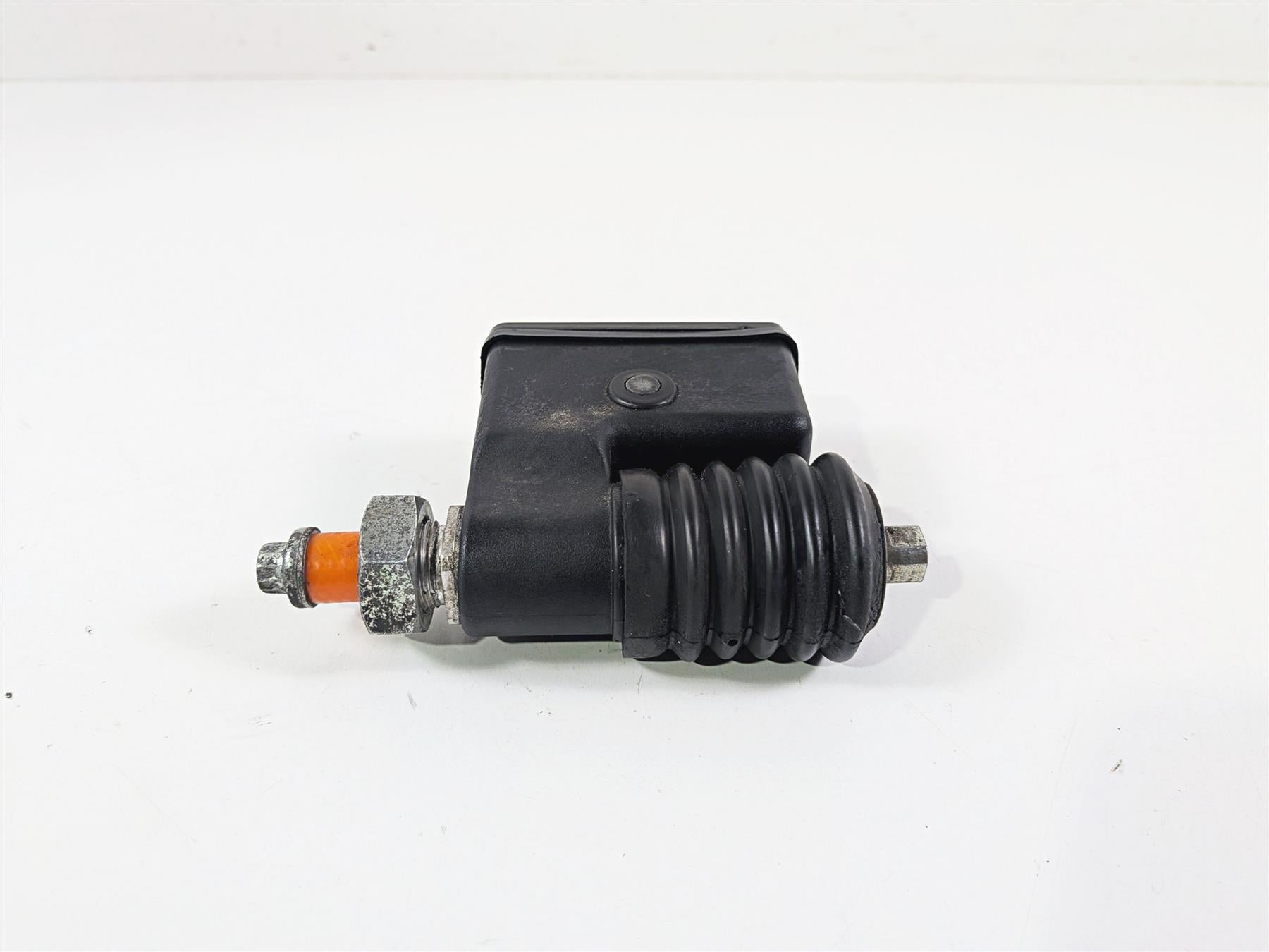 1998 Harley Dyna FXDL Low Rider Rear Brake Master Cylinder 42474-90C {{ shop.shopifyCountryName }} - Mototech271