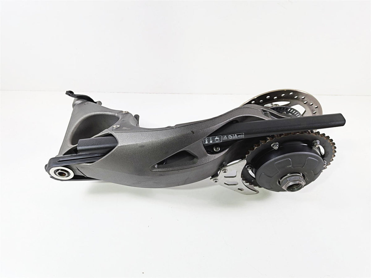 2019 Triumph Speed Triple RS 1050 Rear Swingarm & Axle Set T2059502 T2010257 {{ shop.shopifyCountryName }} - Mototech271