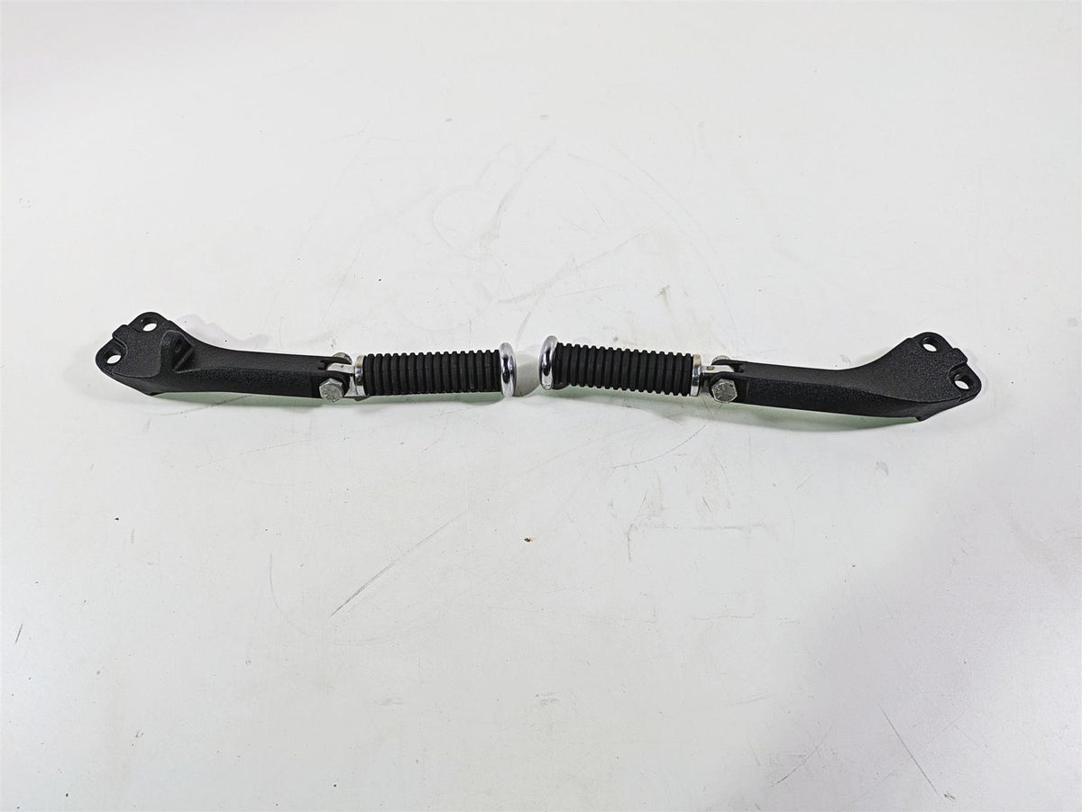 2017 Harley Dyna FXDB Street Bob Rear Passenger Footpeg & Mount Set 33032-99 {{ shop.shopifyCountryName }} - Mototech271