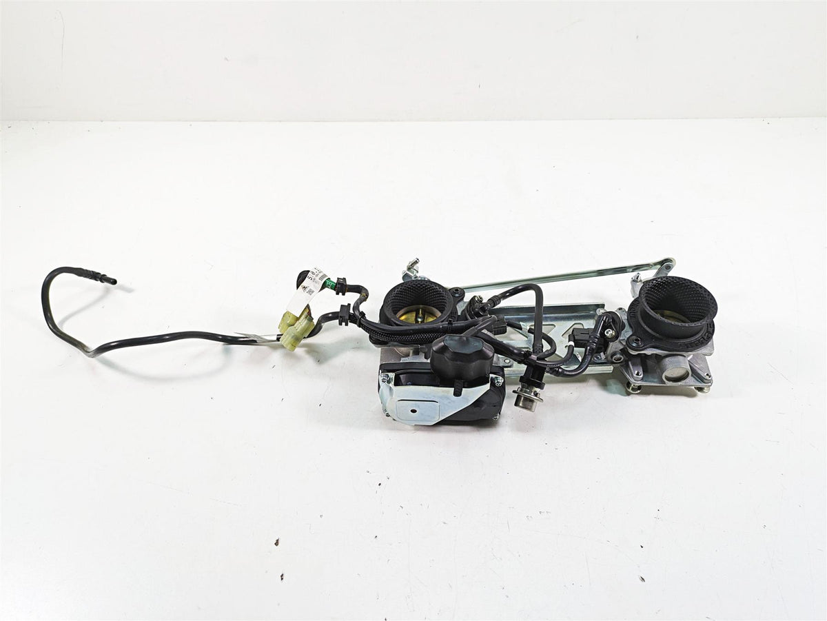 2020 Ducati Hypermotard 950 SP Mikuni Throttle Fuel Injection Body Set 28240932A {{ shop.shopifyCountryName }} - Mototech271