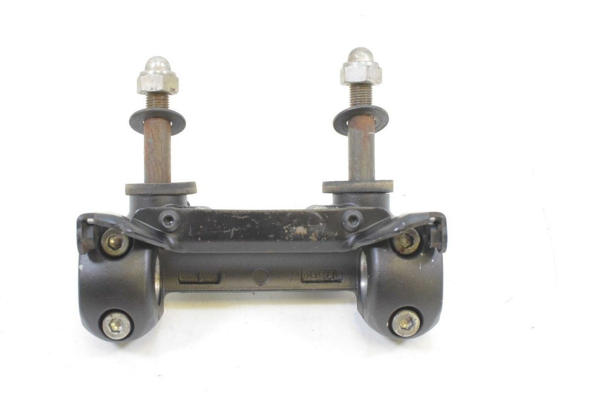 2009 Yamaha XVS1300 V-Star Tourer Handlebar Riser Holder Mount 3D8-23442-00-00 {{ shop.shopifyCountryName }} - Mototech271