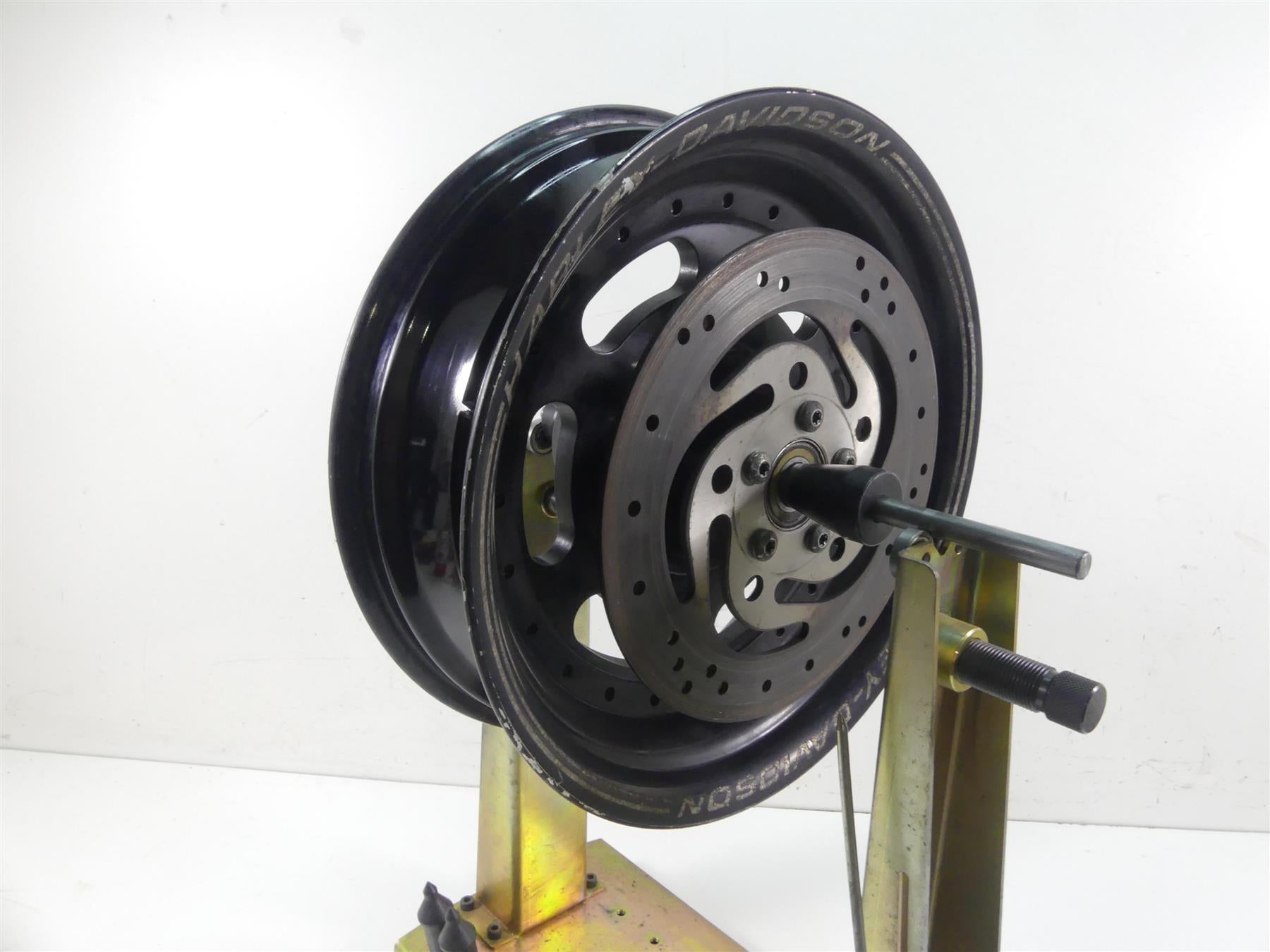 2014 Harley FXDF Dyna Fat Bob Straight 16x5 Rear Wheel Rim 40900261