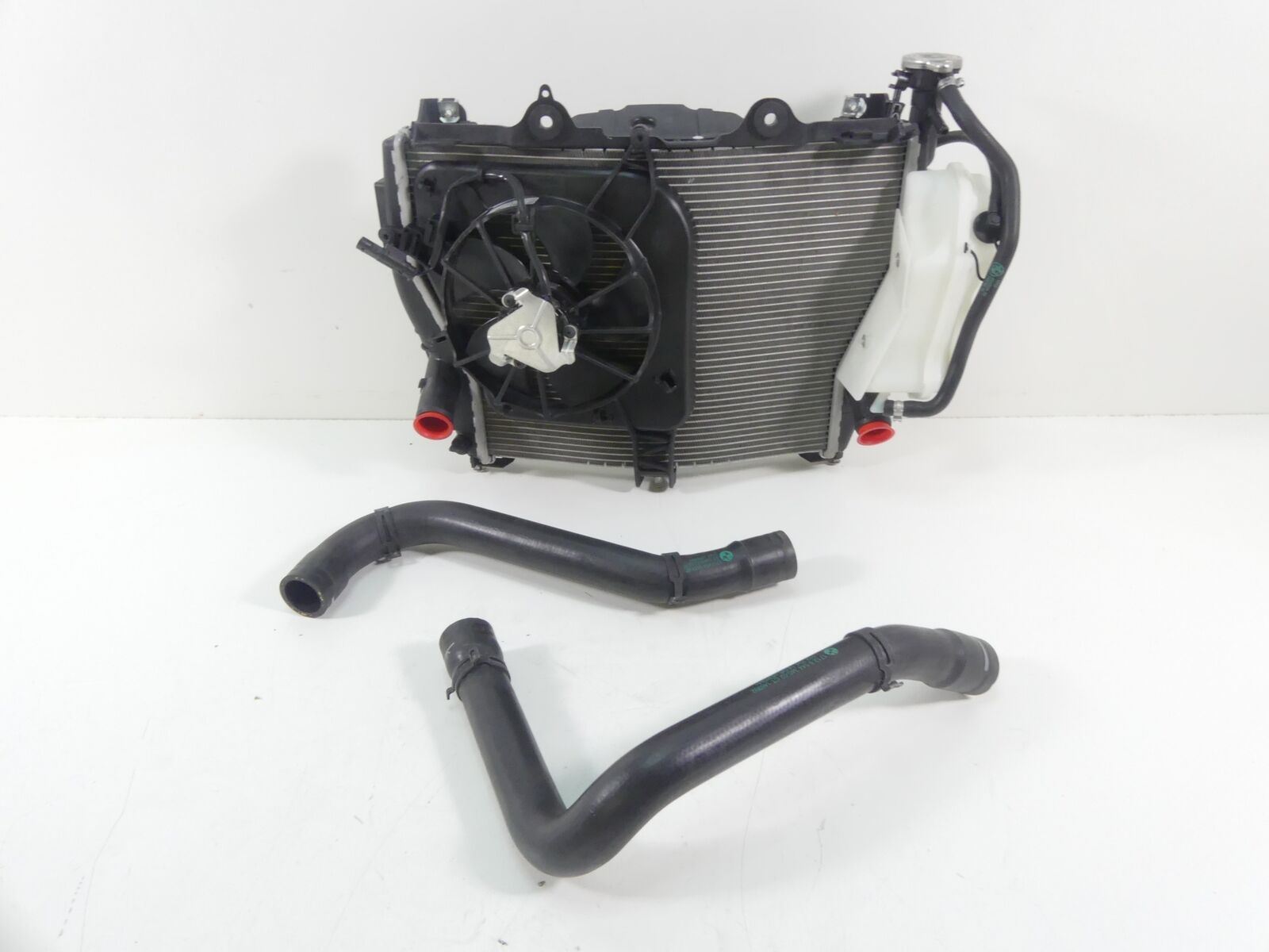 2018 BMW S1000XR K49 Radiator Cooler Fan Line Hoses Reservoir Set 17118551544 {{ shop.shopifyCountryName }} - Mototech271