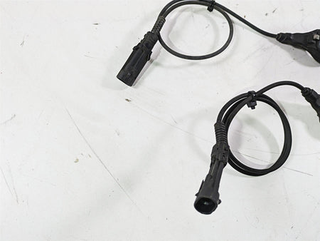 2011 Harley Touring FLHTCUSE CVO E-Glide Abs Brake Wheel Speed Sensors 40614-08 {{ shop.shopifyCountryName }} - Mototech271