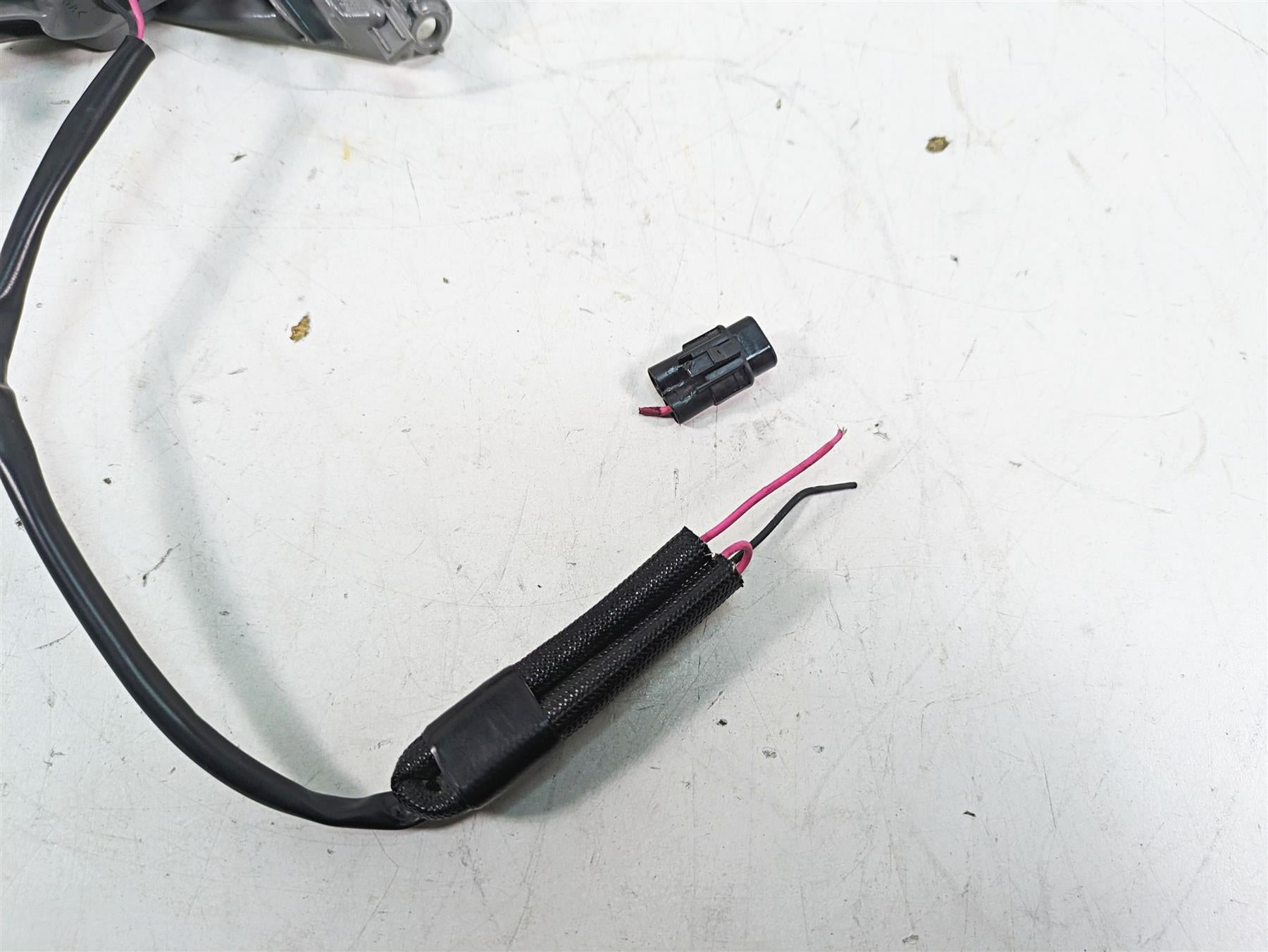 2018 Kawasaki ZX1002 Ninja H2 SX Right Park Position Light - Read 23016-0614 {{ shop.shopifyCountryName }} - Mototech271