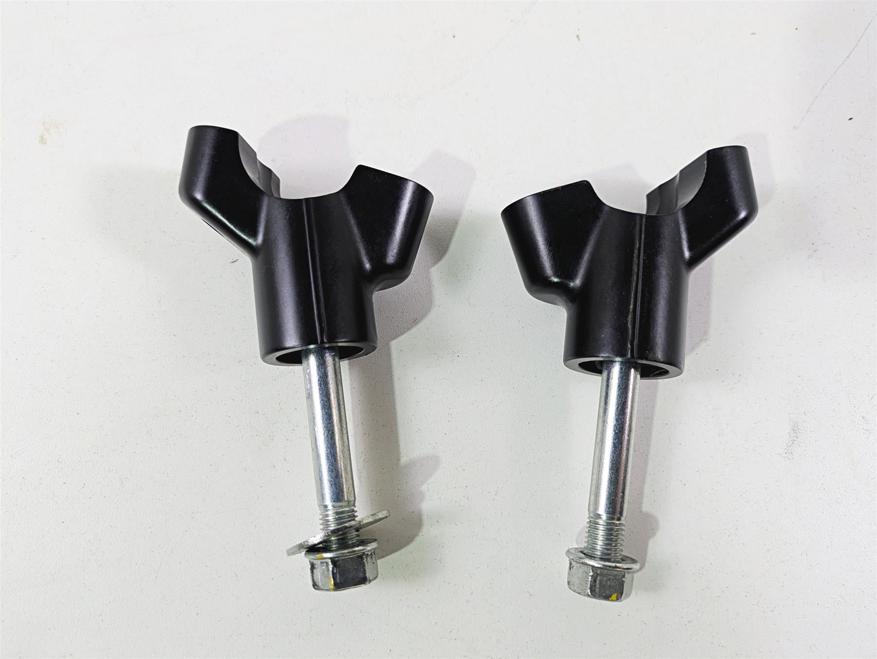 2022 Ducati Hypermotard 950 Lower Handlebar Riser Holder Set 360Z2681AA {{ shop.shopifyCountryName }} - Mototech271