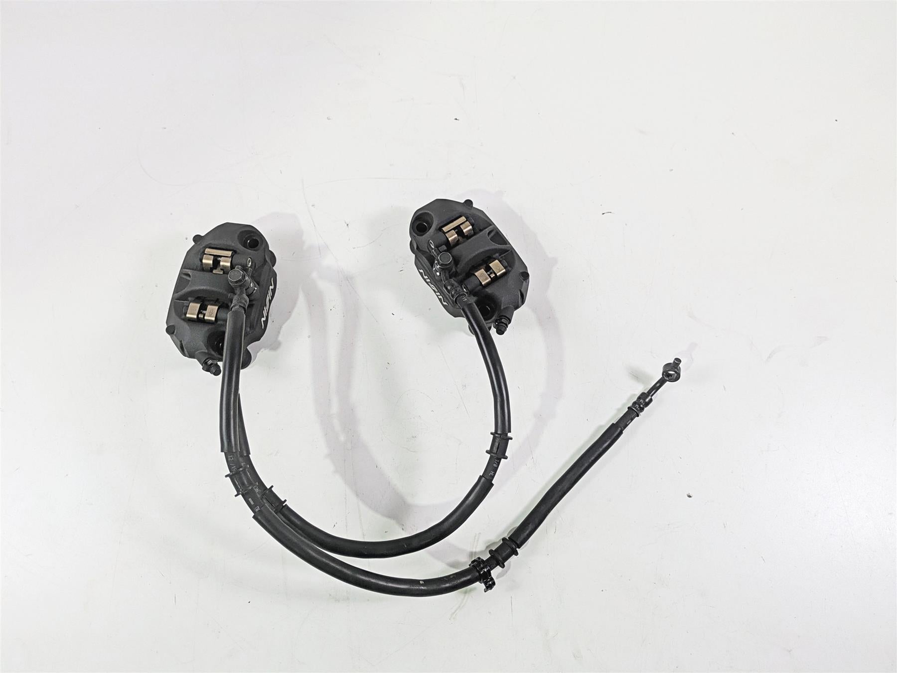 2020 Kawasaki ZX6R ZX636 Ninja Front Brake Caliper Set 108mm 43080-0111-DJ {{ shop.shopifyCountryName }} - Mototech271