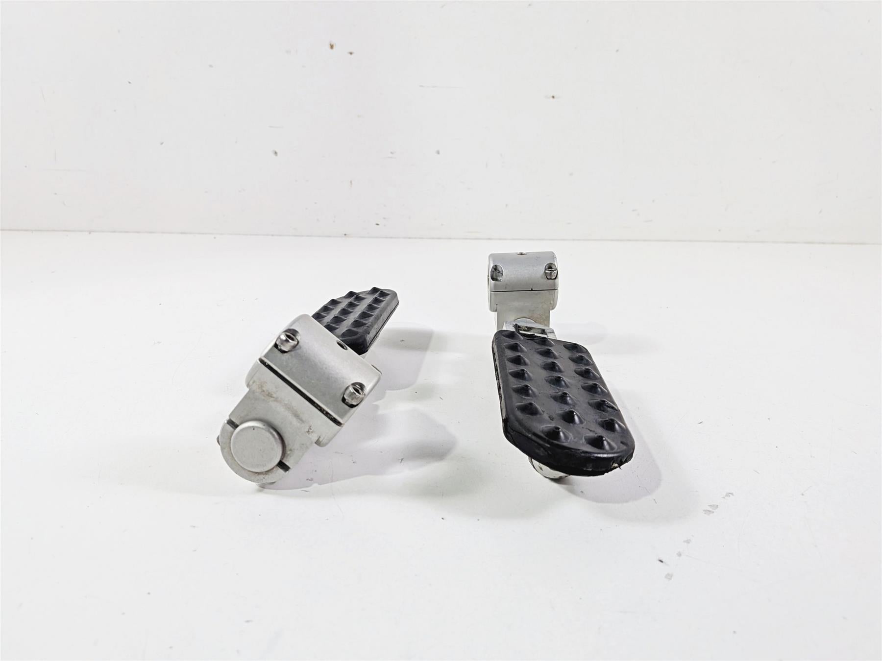 2016 BMW R1200RT RT RTW K52 Ilium Works Versatile Highway FootPeg Set 27-100 {{ shop.shopifyCountryName }} - Mototech271