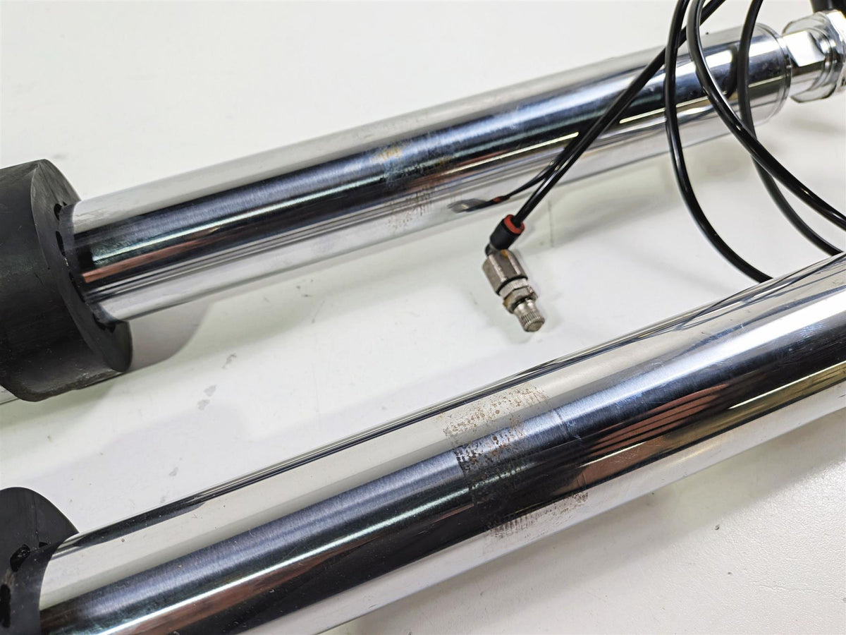 2001 Harley FLHRCI Road King Straight Front Fork Leg Set 41mm -Read 46495-00 {{ shop.shopifyCountryName }} - Mototech271