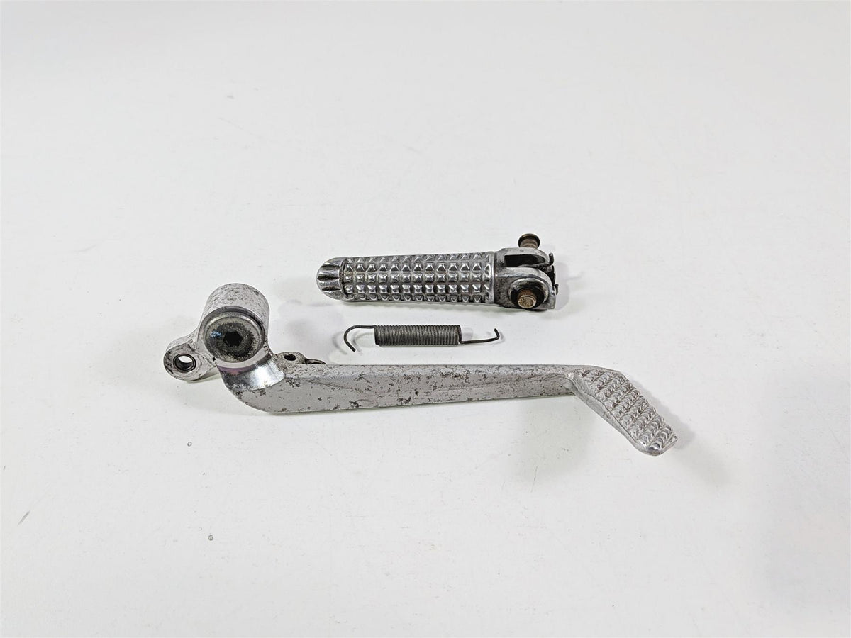 2008 Yamaha YZF R1 RN19 Front Right Footpeg & Brake Pedal 4C8-27211-00-00 {{ shop.shopifyCountryName }} - Mototech271