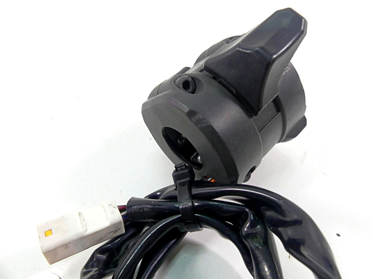 2012 Ducati Panigale 1199S Left Hand Light Blinker Control Switch 65110112E {{ shop.shopifyCountryName }} - Mototech271