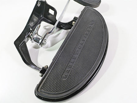 2009 Harley FLSTSB Cross Bones Right Floor Board & Brake Pedal - Read 50600026 {{ shop.shopifyCountryName }} - Mototech271
