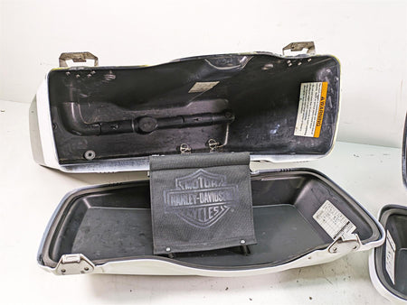 2008 Harley FLHTCU Electra Glide Left Right Saddlebag Saddle Bag Set 90752-93 {{ shop.shopifyCountryName }} - Mototech271