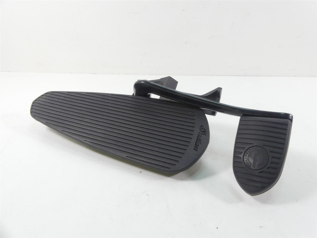 2016 Indian Chieftain Dark Horse Right Front Floor Board & Brake Pedal 5138848 {{ shop.shopifyCountryName }} - Mototech271