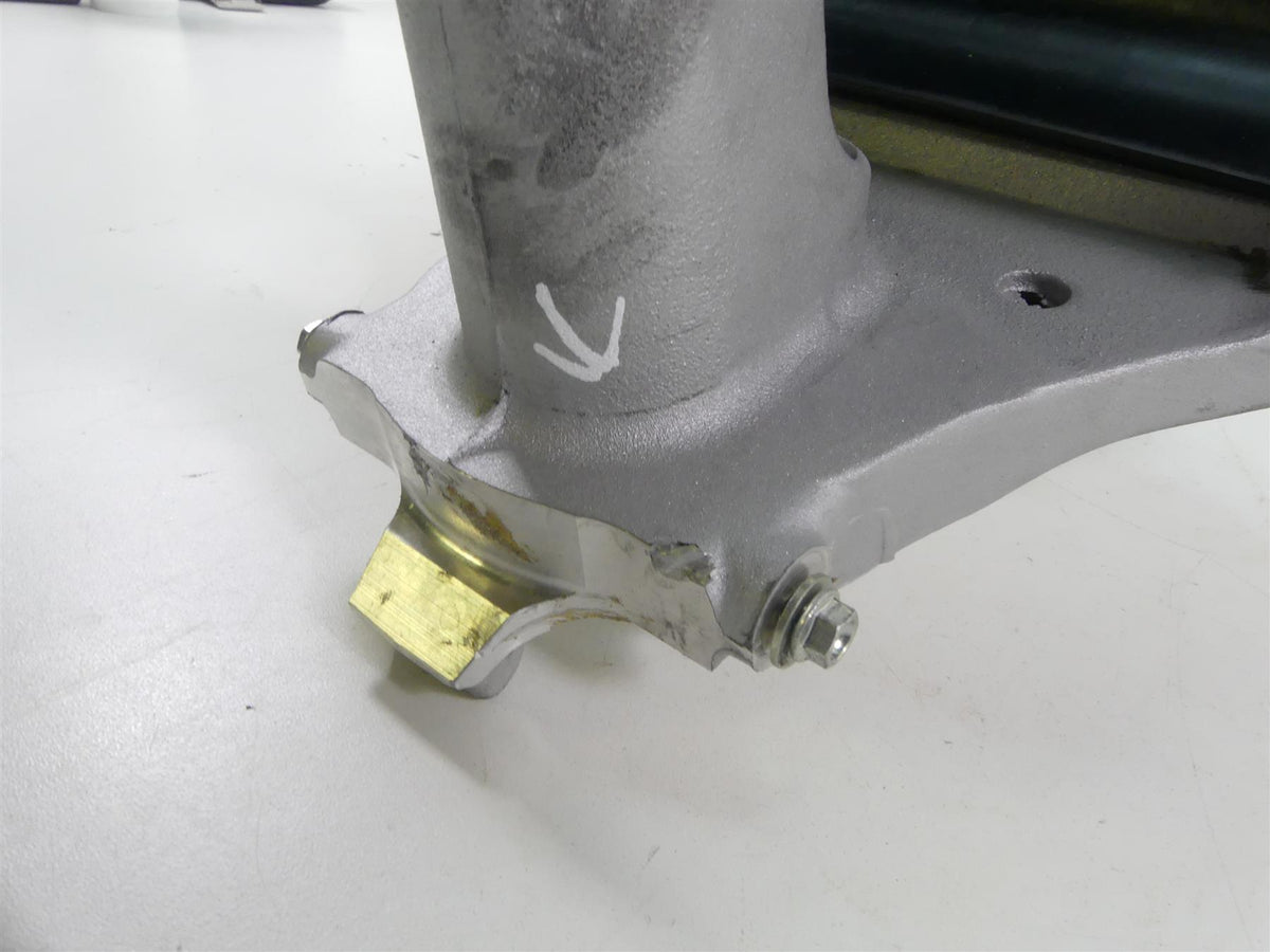2018 Ducati Panigale 1100 V4 S Frame Chassis - Read With Texas Salvage Title 47023032CA 47023201AA {{ shop.shopifyCountryName }} - Mototech271