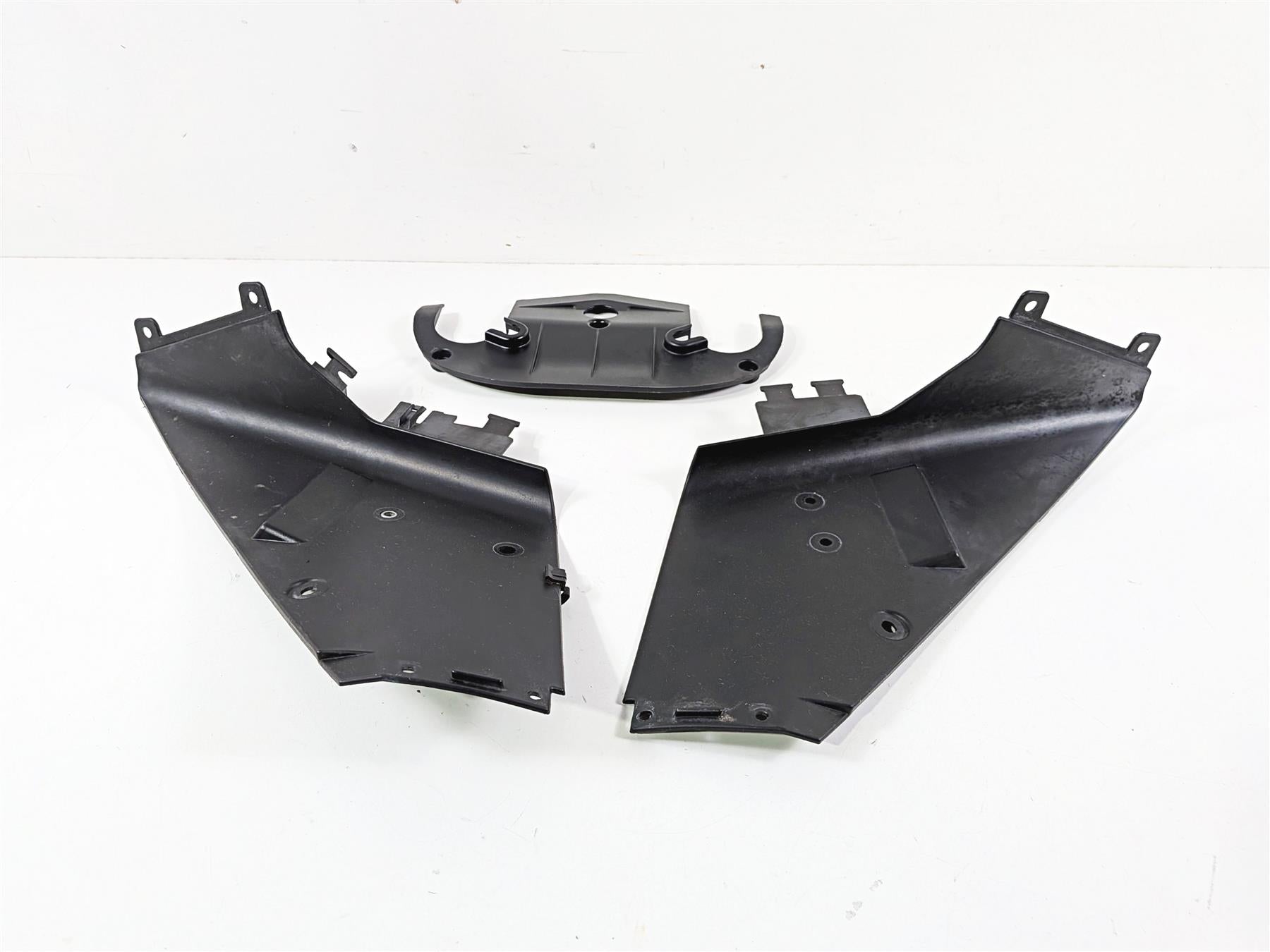 2008 Aprilia RSVR 1000 Factory Plastic Inner Trim Infill Cover Set 106889 106413 {{ shop.shopifyCountryName }} - Mototech271