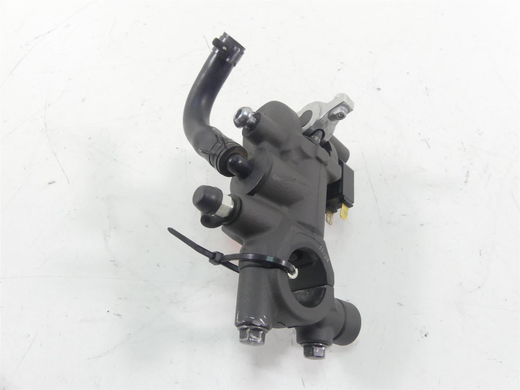 2022 Yamaha MT09 FZ09 Nissin Front Brake Master Cylinder 5/8" B7N-2580A-00-00 {{ shop.shopifyCountryName }} - Mototech271