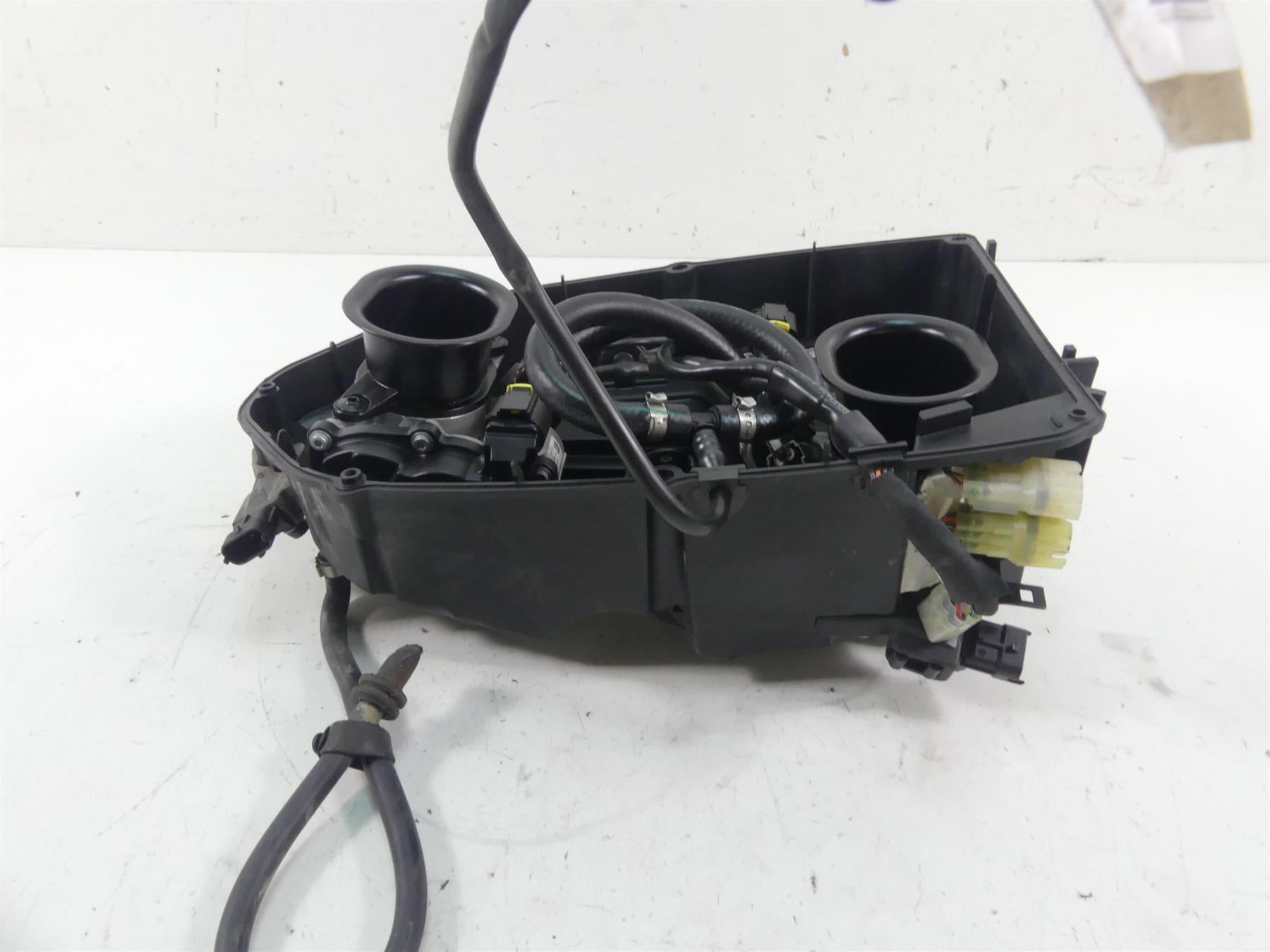 2020 Ducati Multistrada 1260 Enduro Throttle Body Fuel Injection Set 28220962A {{ shop.shopifyCountryName }} - Mototech271